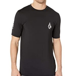 NWT - Deadly Stones Short Sleeve Rashguard